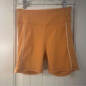 Willow the Label Goldenrod Athletic Shorts, 5” inseam, size Large